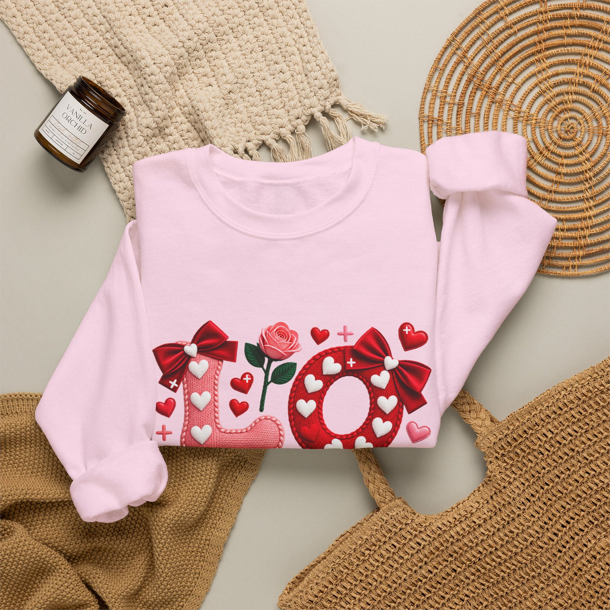LOVE Graphic Crewneck Sweatshirt – Cozy Romantic Gift
