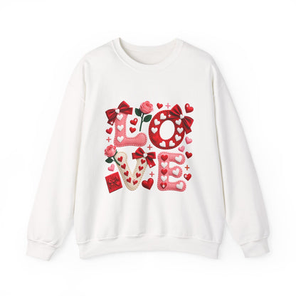 LOVE Graphic Crewneck Sweatshirt – Cozy Romantic Gift