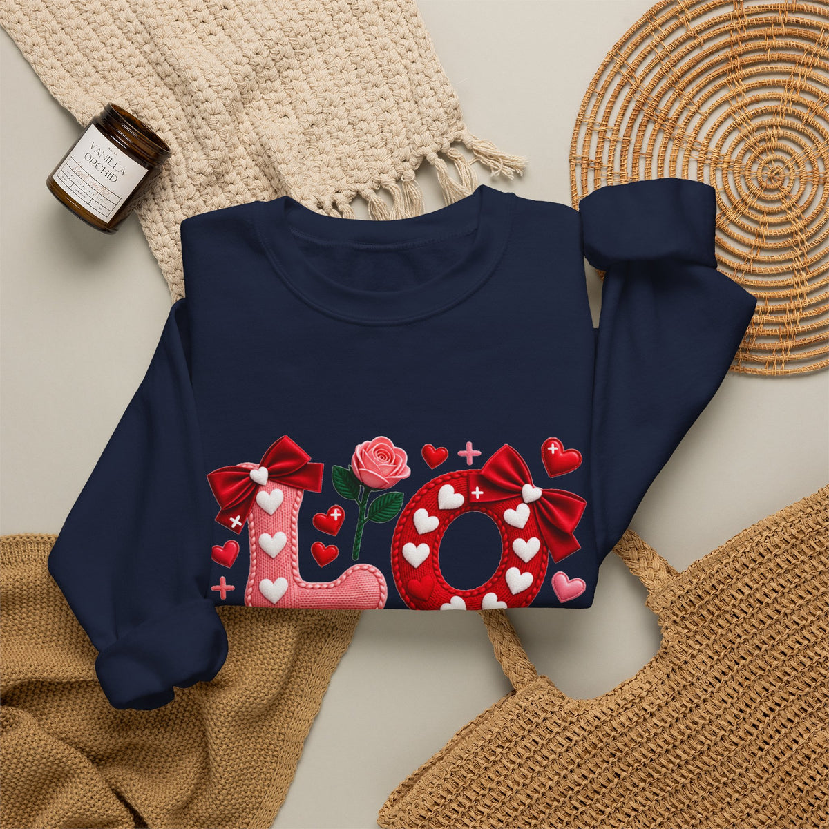 LOVE Graphic Crewneck Sweatshirt – Cozy Romantic Gift