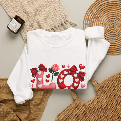 LOVE Graphic Crewneck Sweatshirt – Cozy Romantic Gift